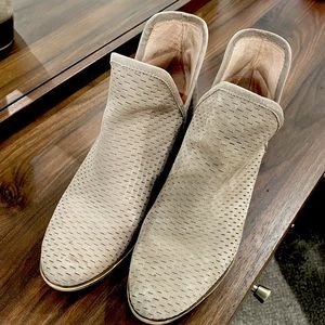 Size 10 Lucky Booties